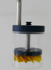 Obr. 1 Školní demonstrační model Francisovy turbíny